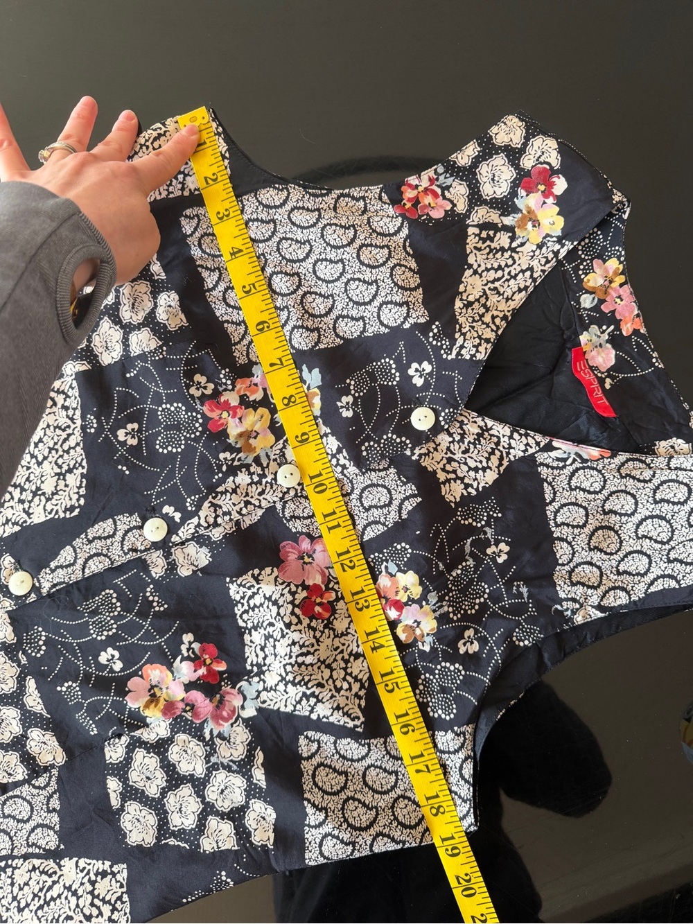Vintage Black Floral Patchwork print V-Neck top small - Picture 9 of 11